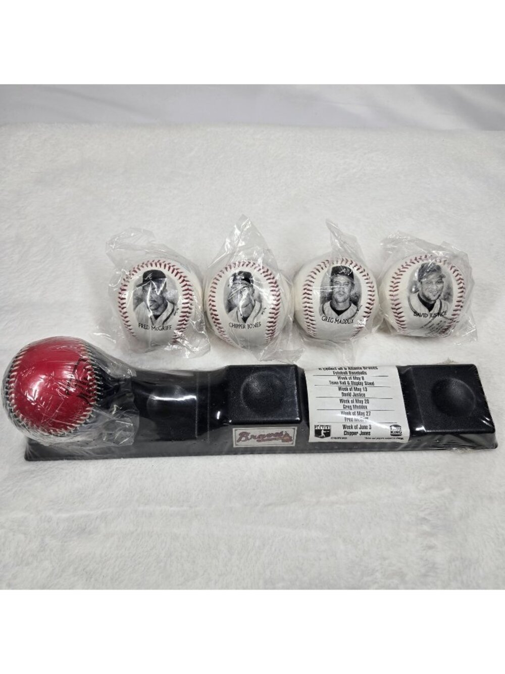 Vintage 1996 Burger King Atlanta Braves Baseballs and Stand Mint Sealed Complete